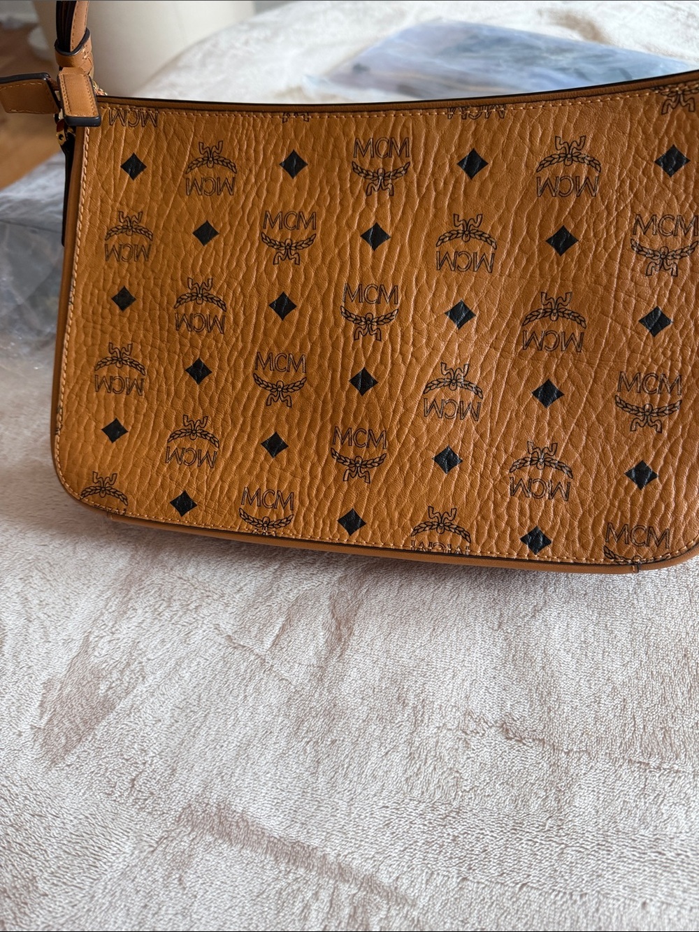 MCM Cognac Visetos Monogram Shoulder Bag with Gold Plate - Picture 4 of 7